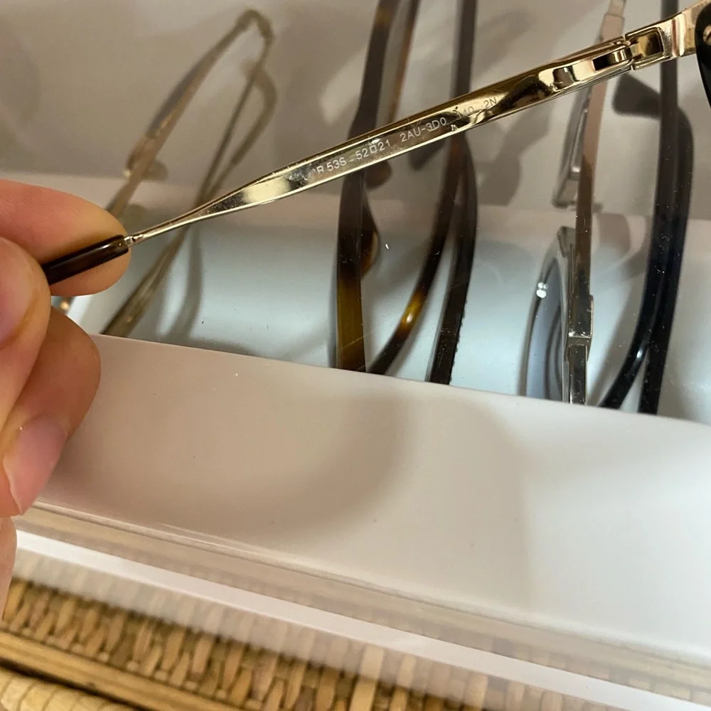 Prada sunglasses - Picture 3 of 7